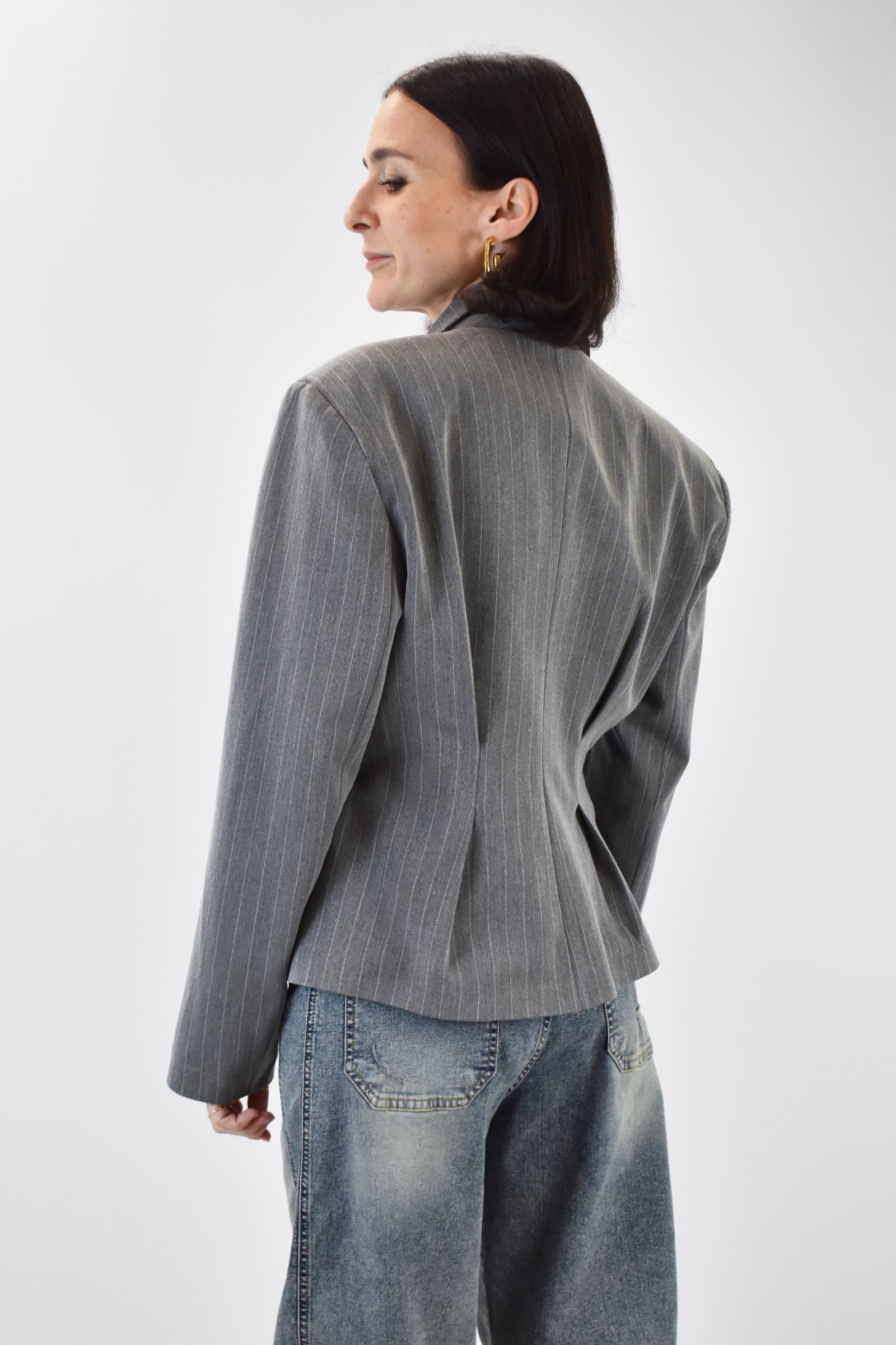 Giacca gessata crop riprese