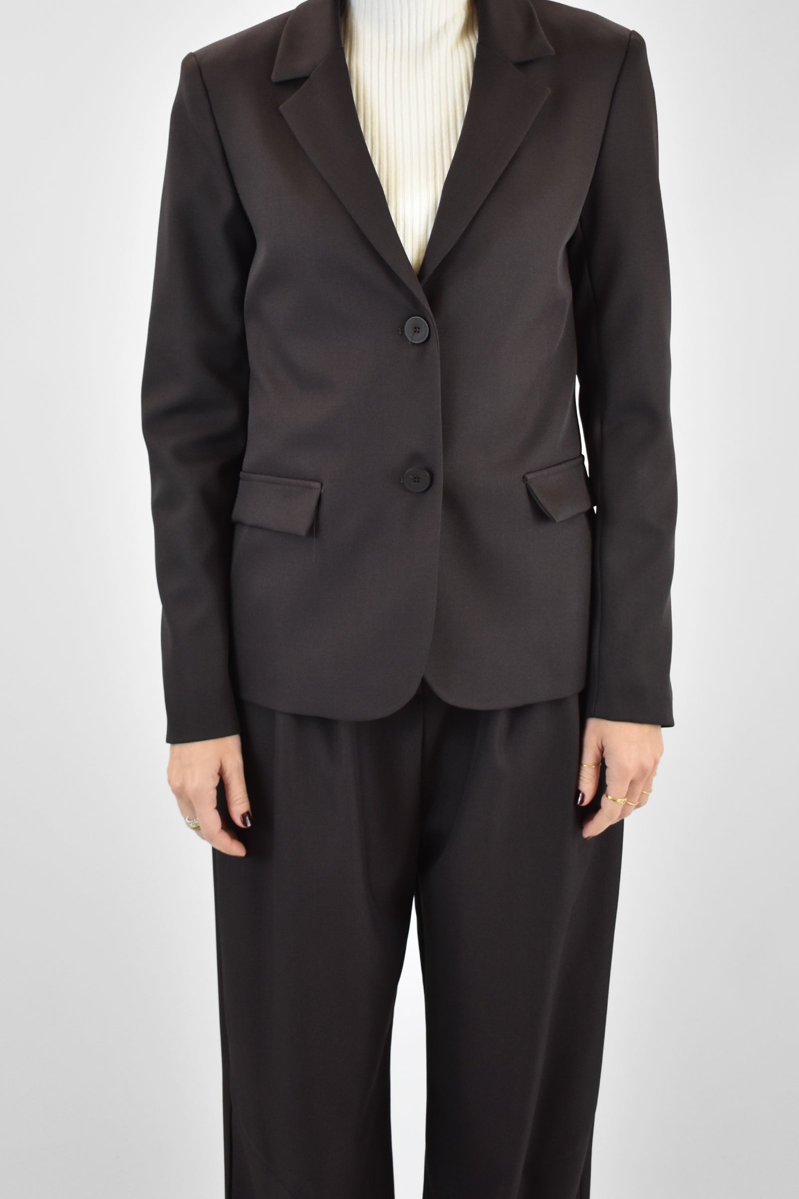 Giacca sfiancata 2 bottoni