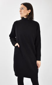 Maxi maglia, abito in maglia, foto frontale di abito in maglia, abito in maglia Susy Mix, abito in maglia nero, M92017