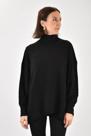 MMG-P189, maxi maglia nera, foto frontale maxi maglia, maglia Haveone, maglia ampia