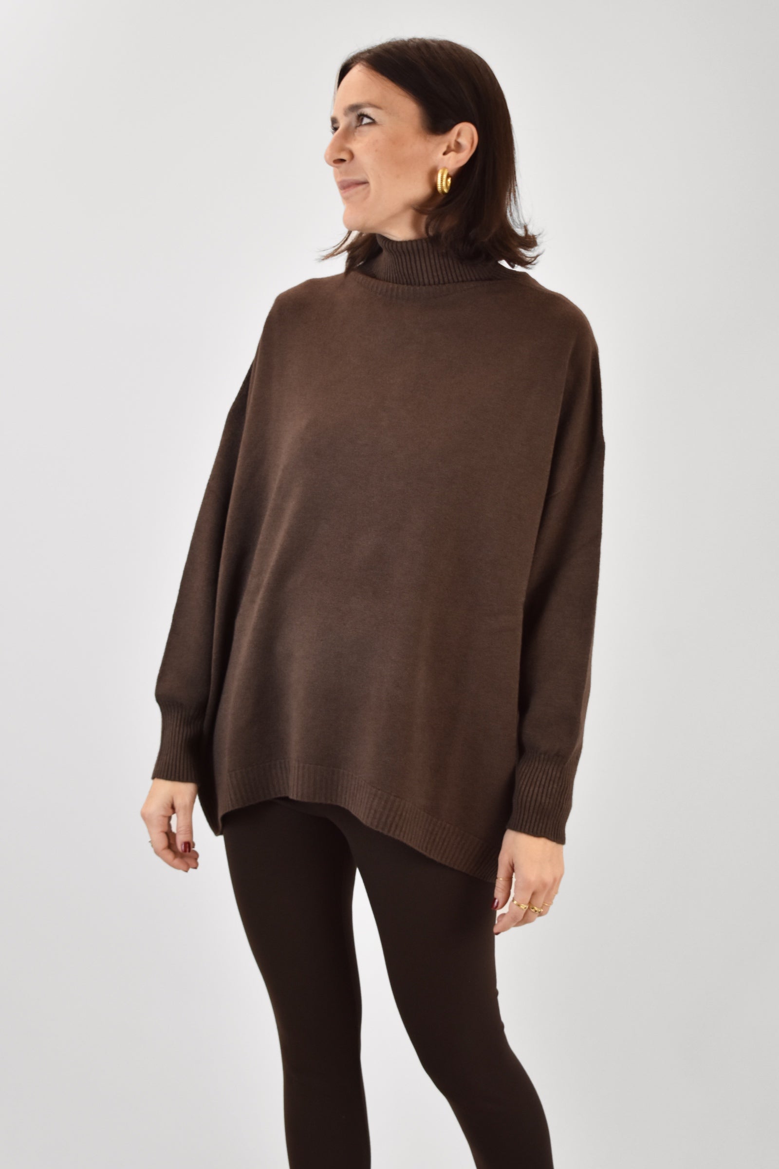 MMG-P189, maxi maglia marrone, foto frontale maxi maglia, maglia Haveone, maglia ampia