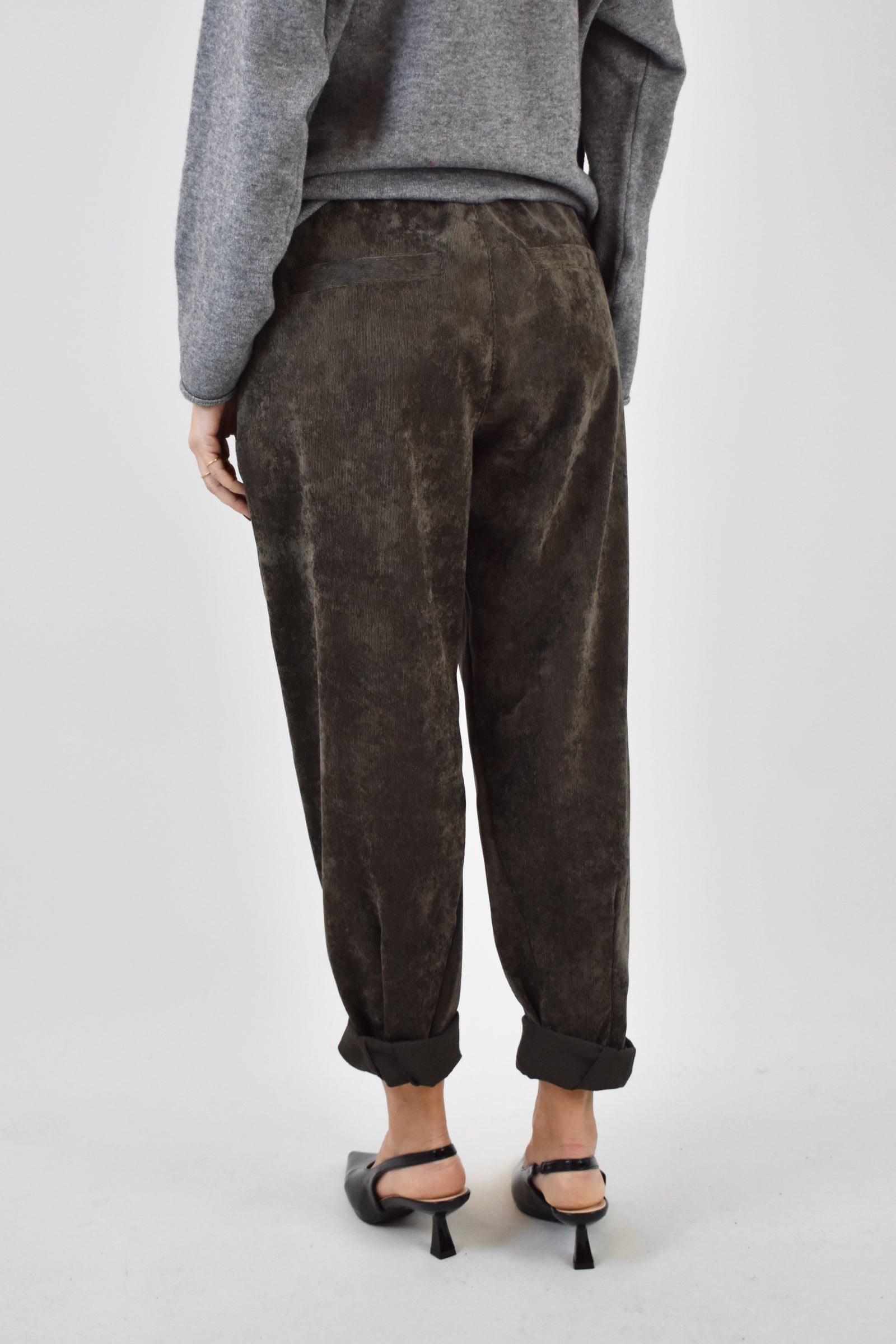 Pantalone vellutino e cintura