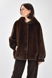 Ecopelliccia con cappuccio