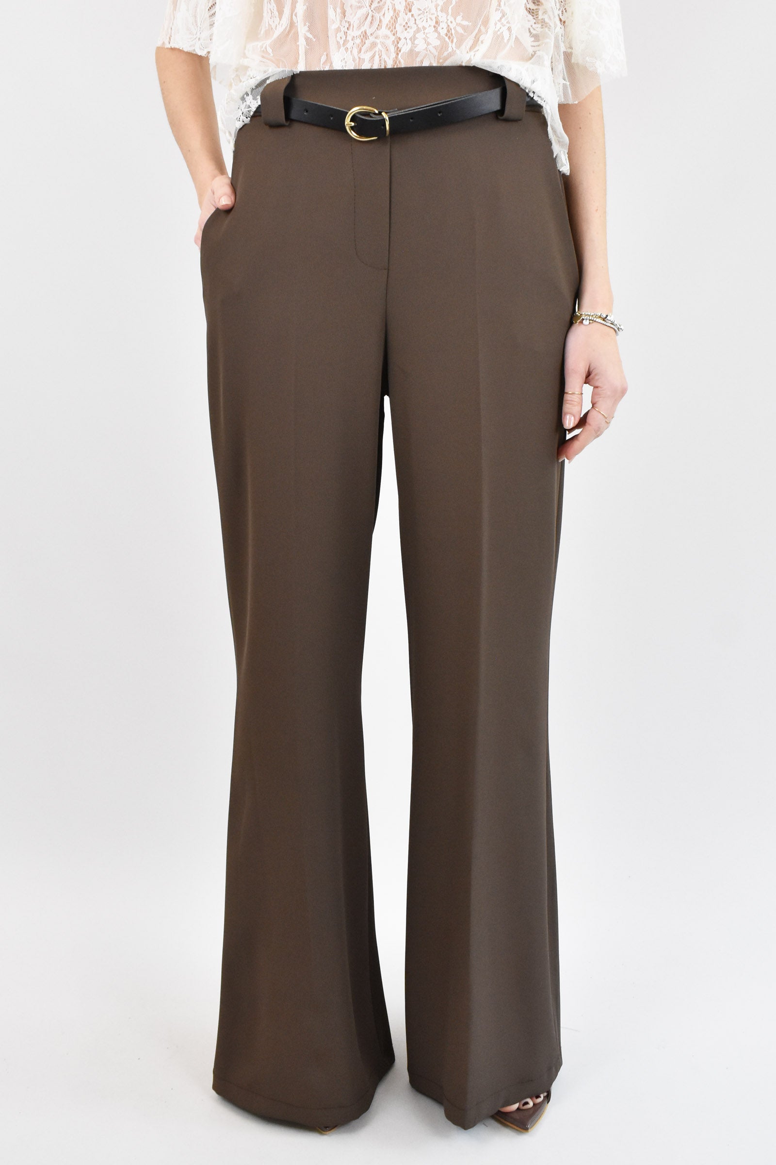 Pantalone palazzo con cintura