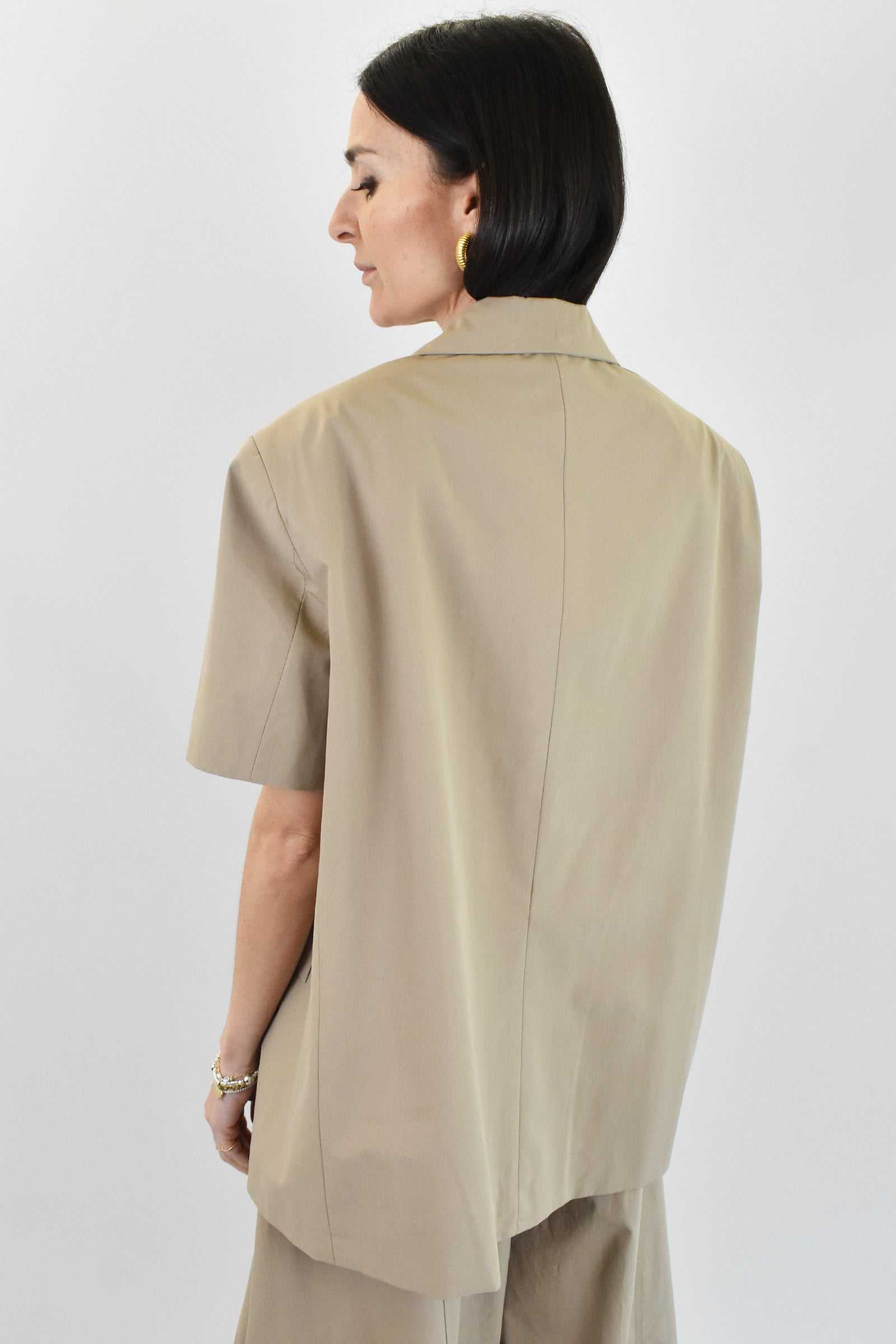 Giacca over manica corta