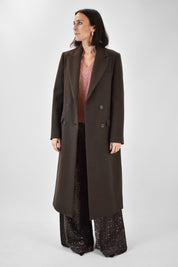 Foto indossata frontale di cappotto lungo di vicolo marrone, cappotto di vicolo modello TF1796