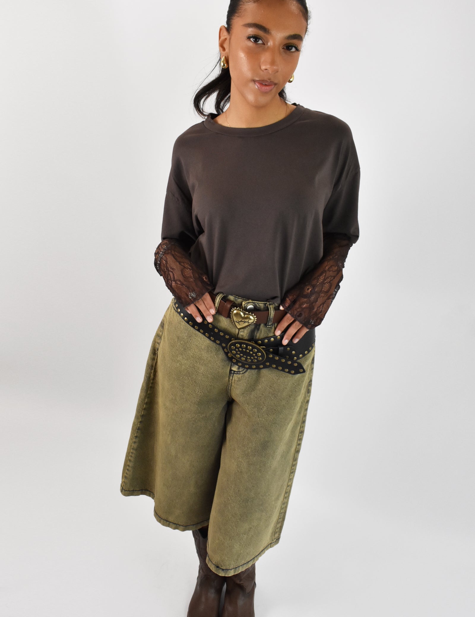 T-shirt con manica in pizzo