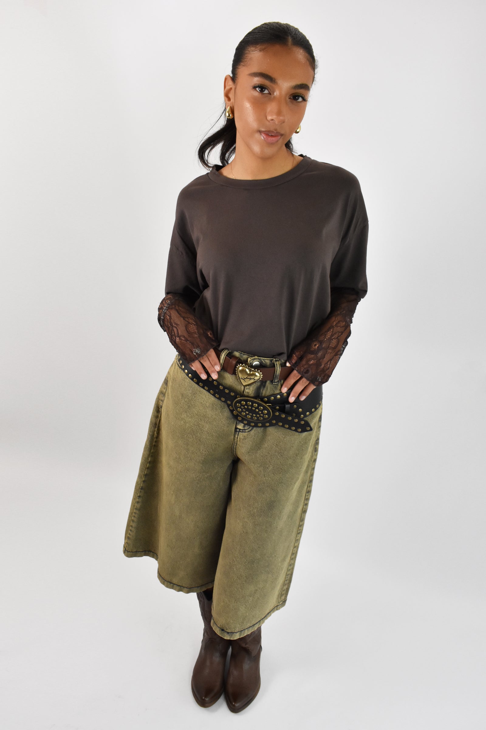 T-shirt con manica in pizzo