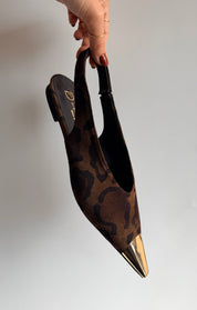 Divine Follie ballerina in camoscio maculato con puntale metallico