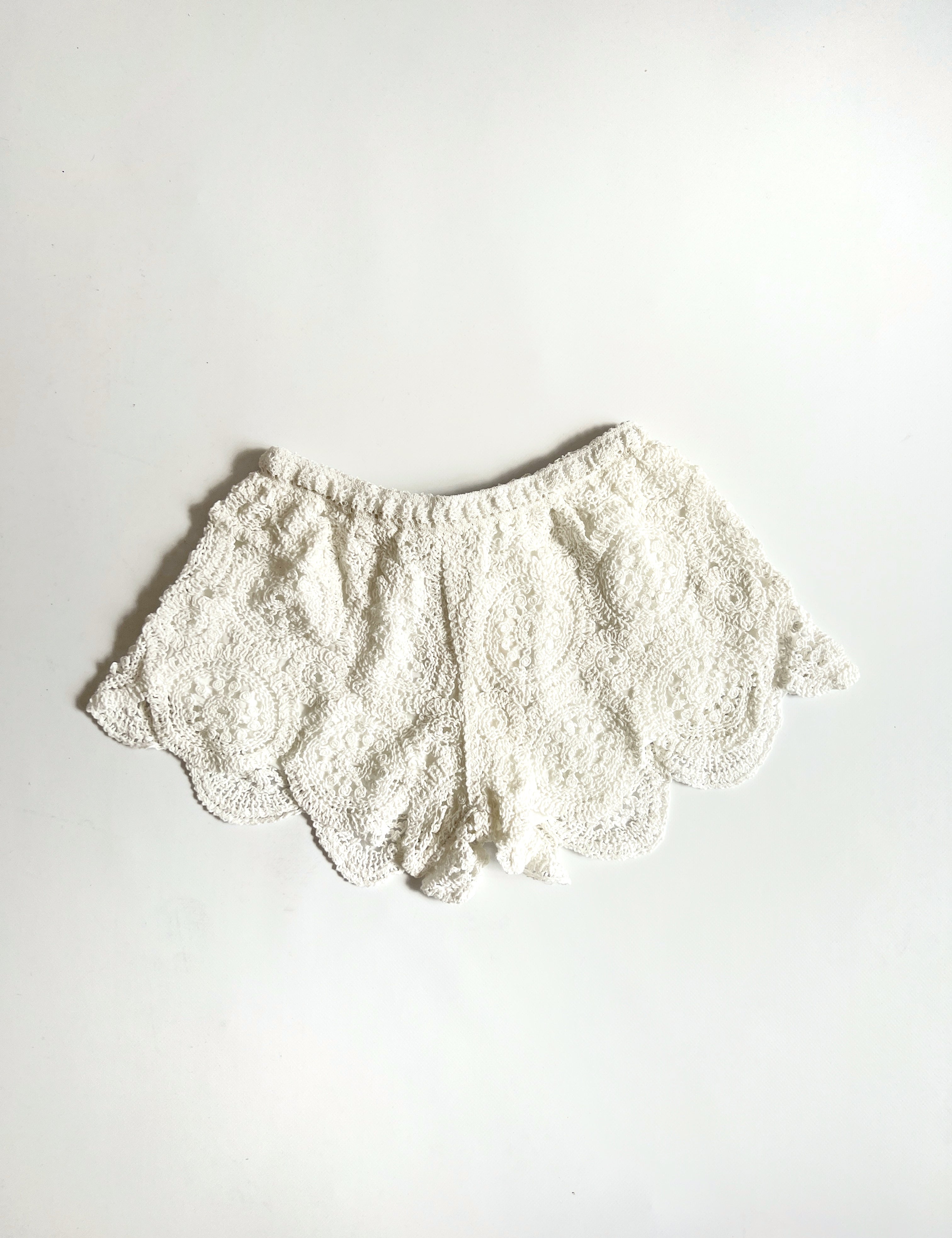 Short crochet