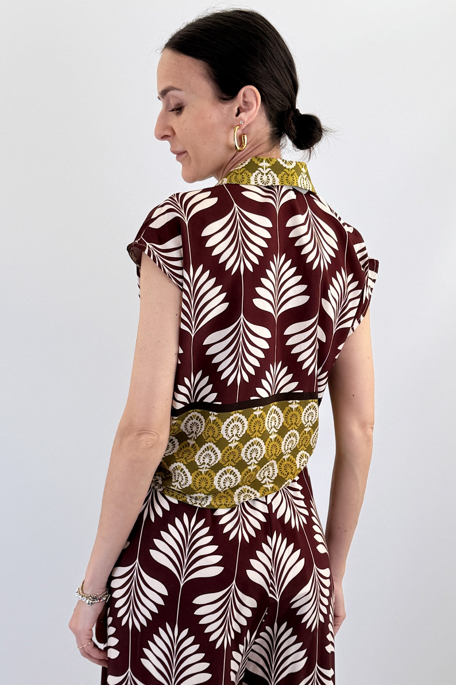 Camicia smanicata fantasia