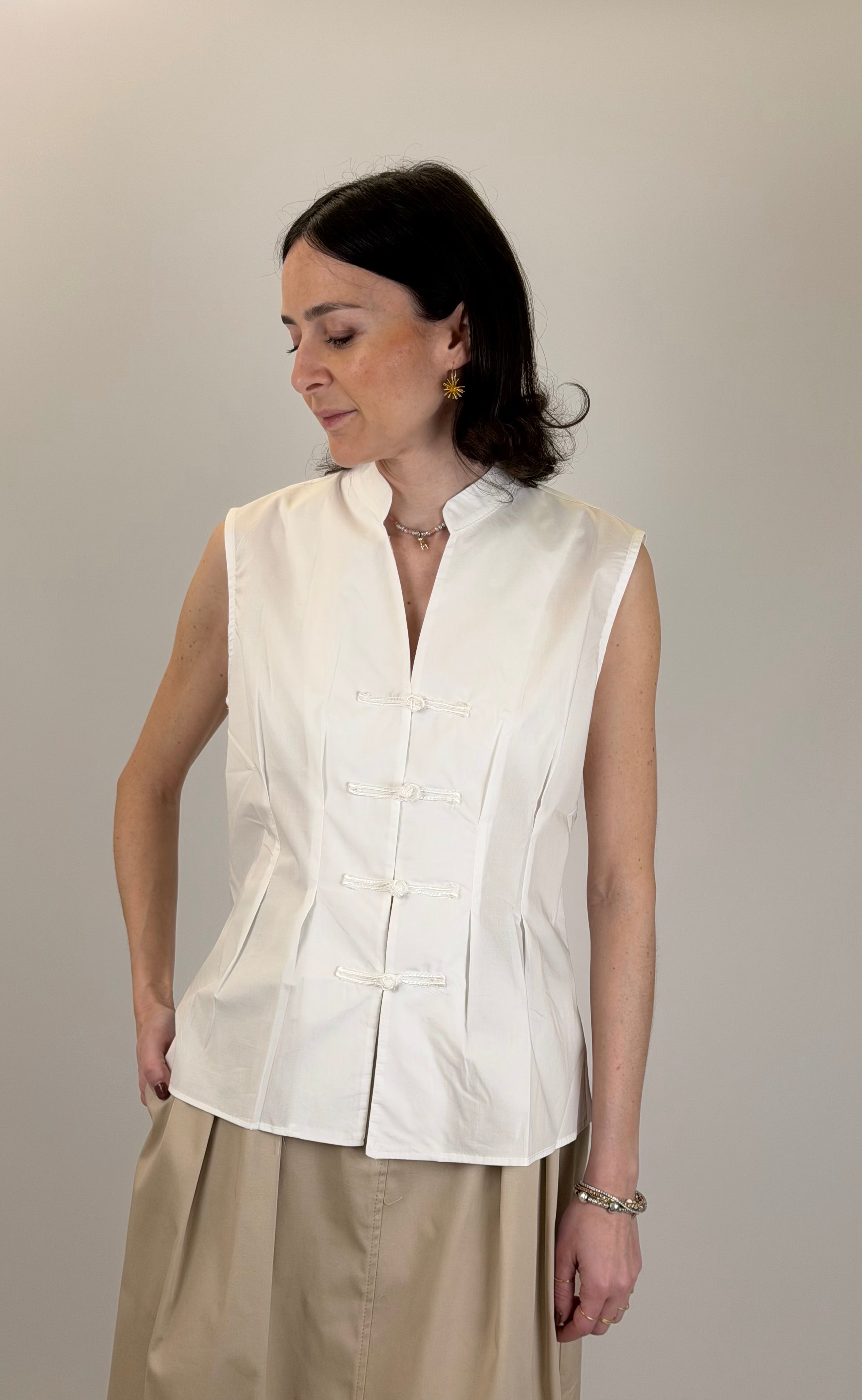Camicia smanicata tang