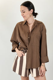 Camicia over con tasche