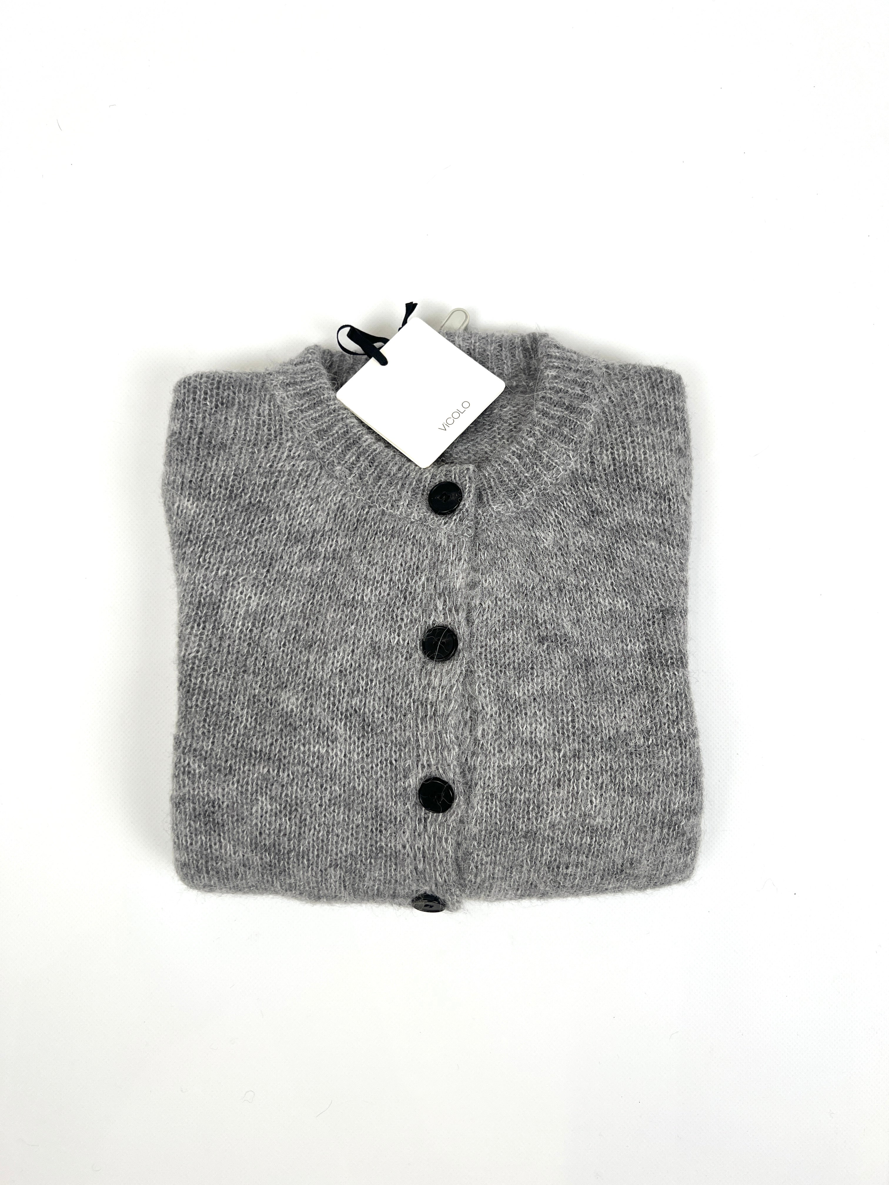 foto indossata frontale di cardigan Vicolo grigio, cardigan modello M55195F