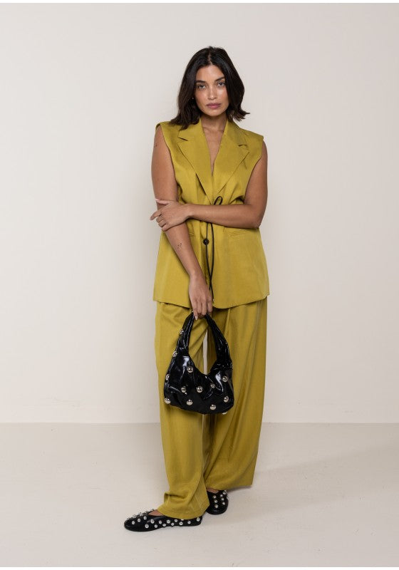 Pantalone ampio pinces