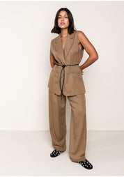 Pantalone ampio pinces