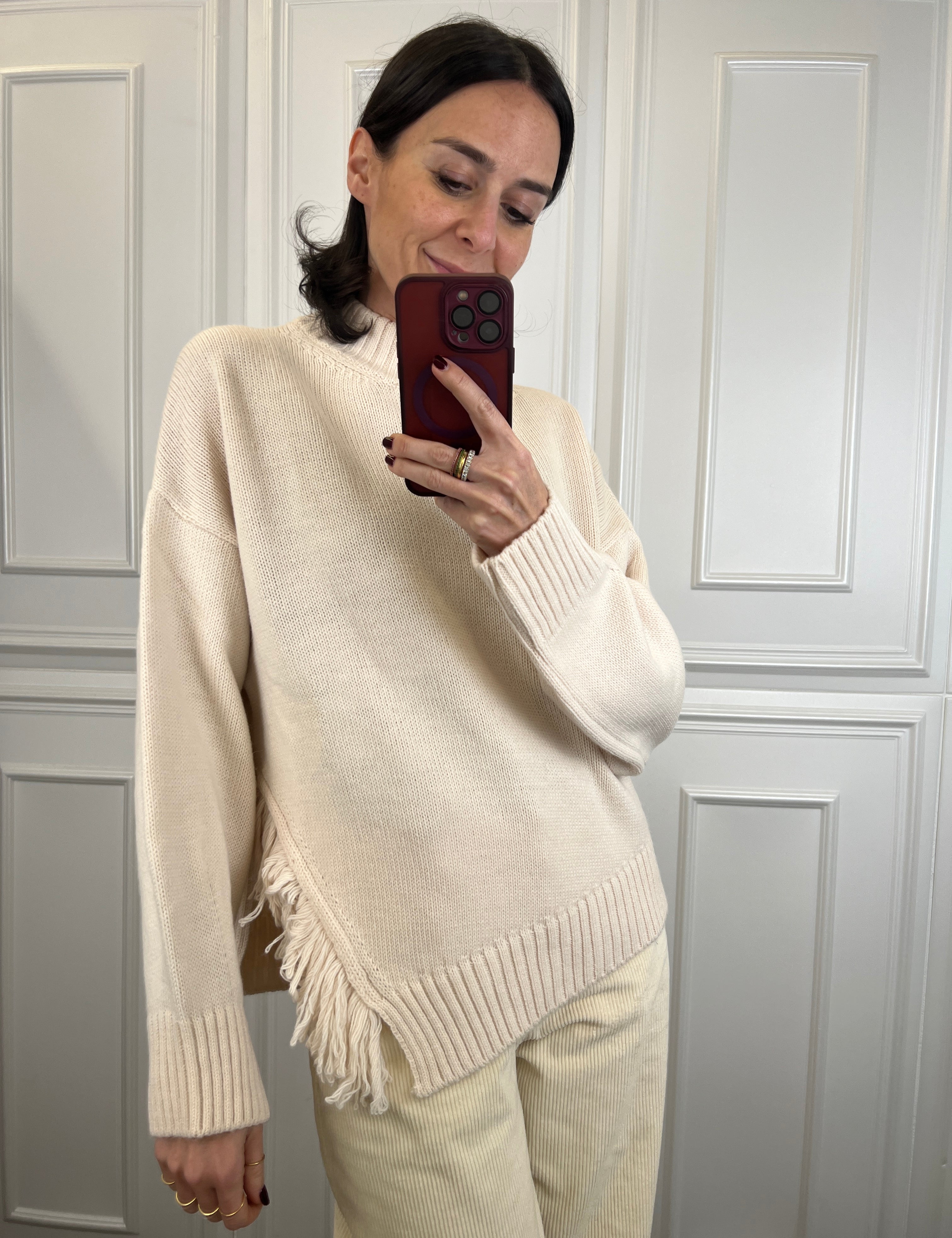 Maglia con spacco e frange laterali, brand HaveOne, articolo MHO-P418, colore panna