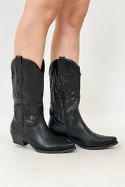 Stivale texano con ricami tono su tono e tacco basso, modello RODEO, colore nero