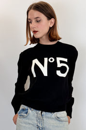 Tensione In maglia a girocollo con scritta N°5 intarsiata, colore nero