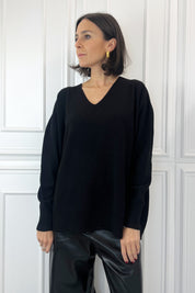 Maglia scollo V ampia