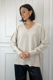Maglia scollo V ampia