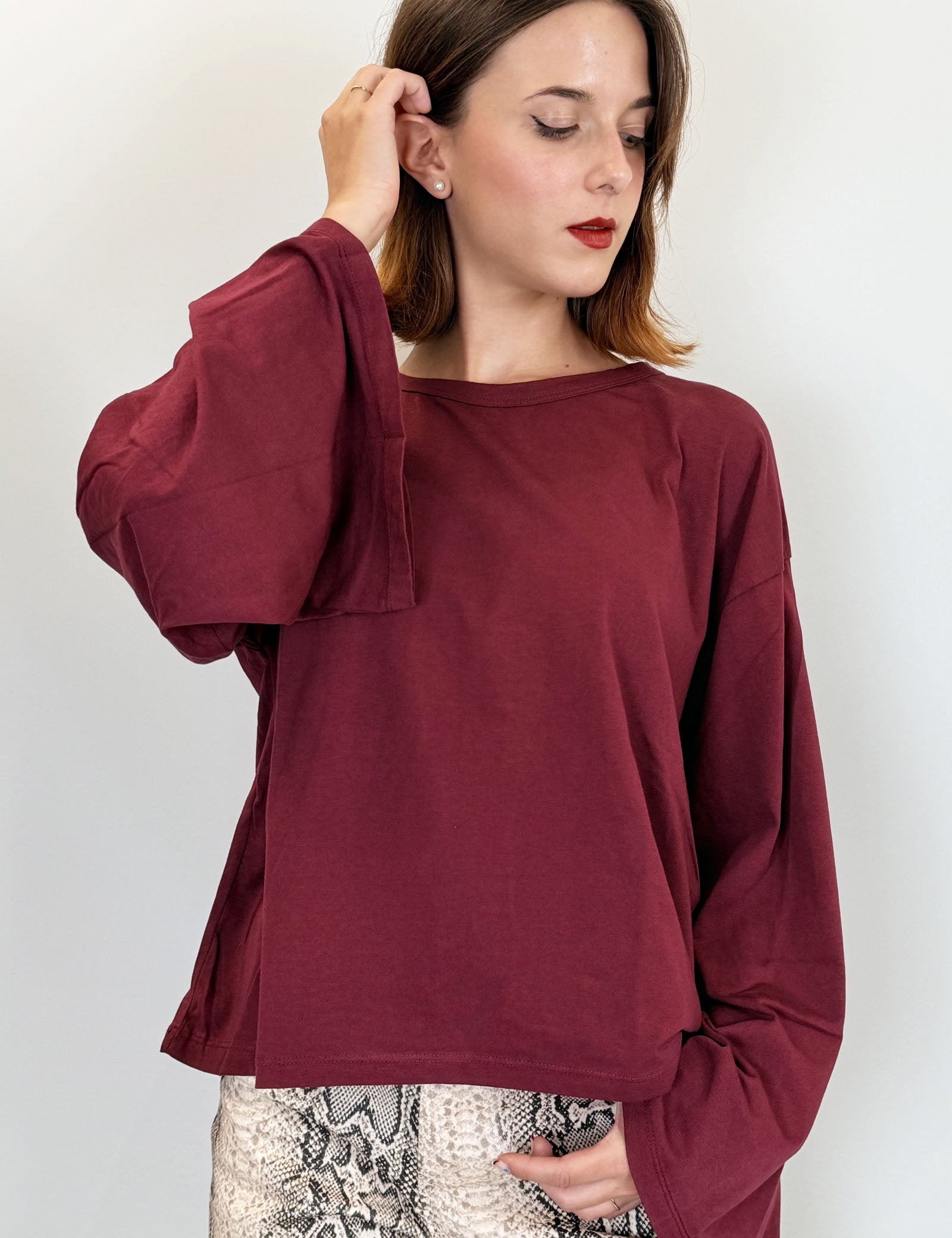 HaveOne t-shirt in cotone con manica a campana, colore porto 
