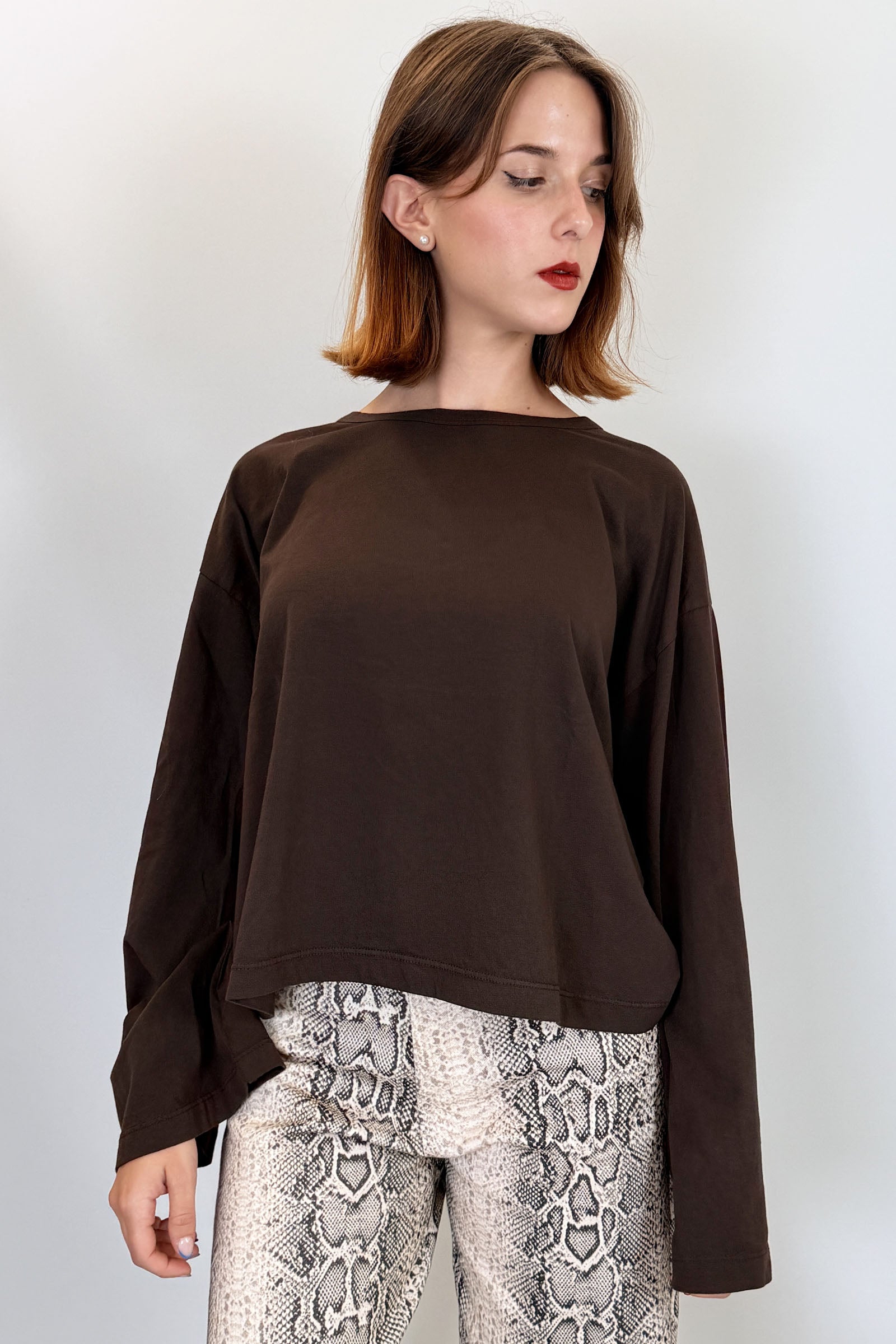 HaveOne t-shirt in cotone con manica a campana, colore moro