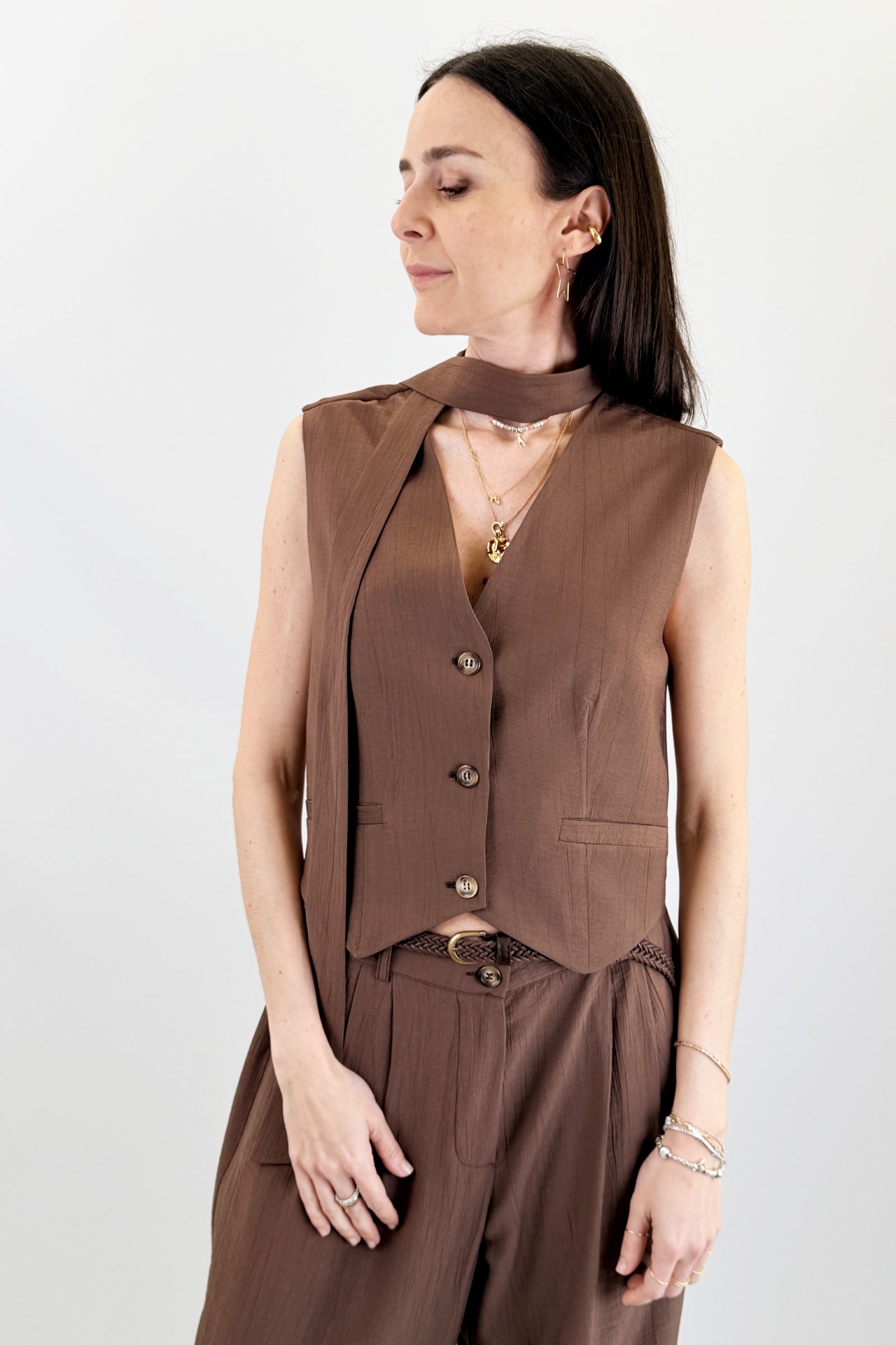 Gilet con cravattina