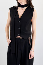 Gilet con cravattina