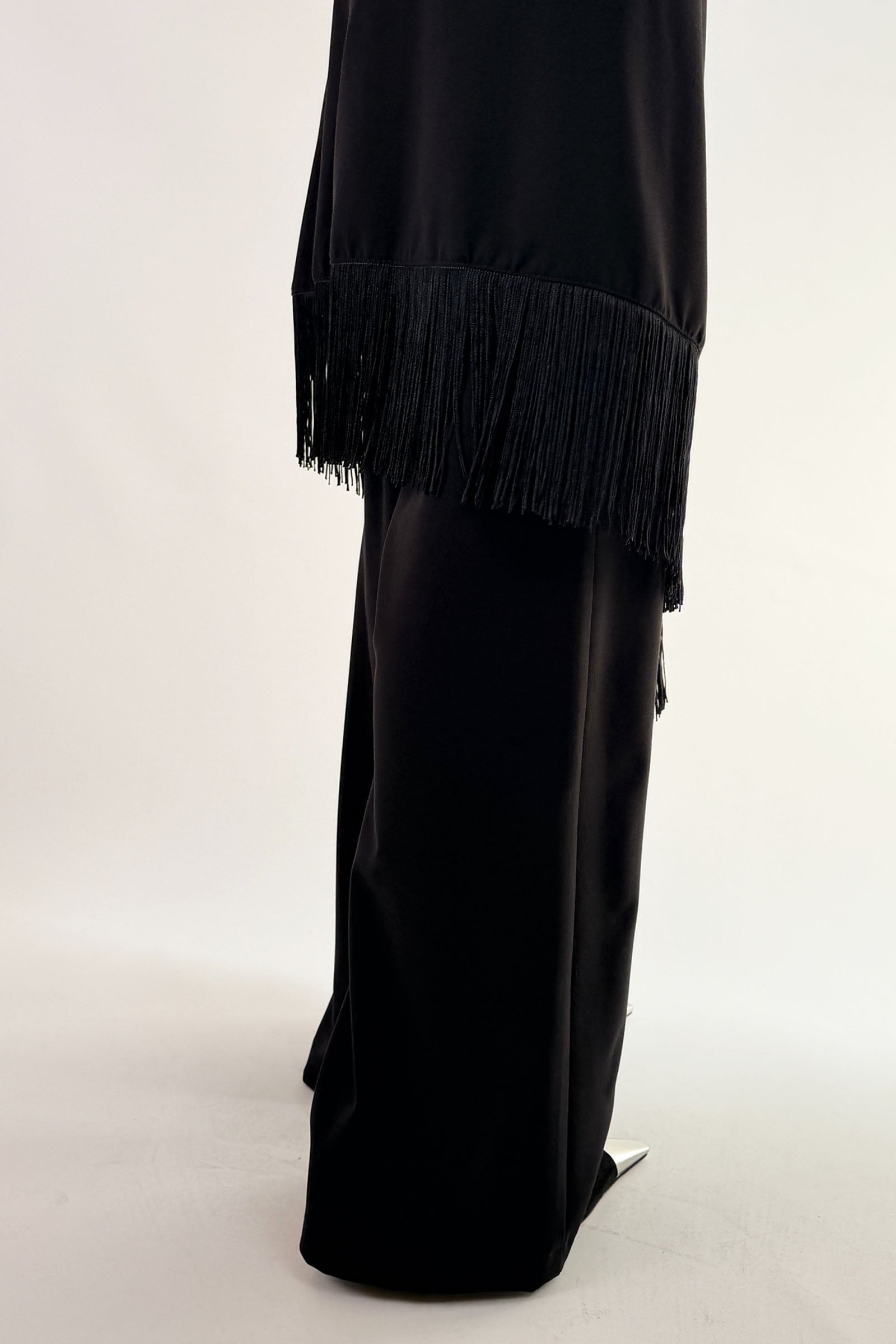 Pantalone con pareo frange