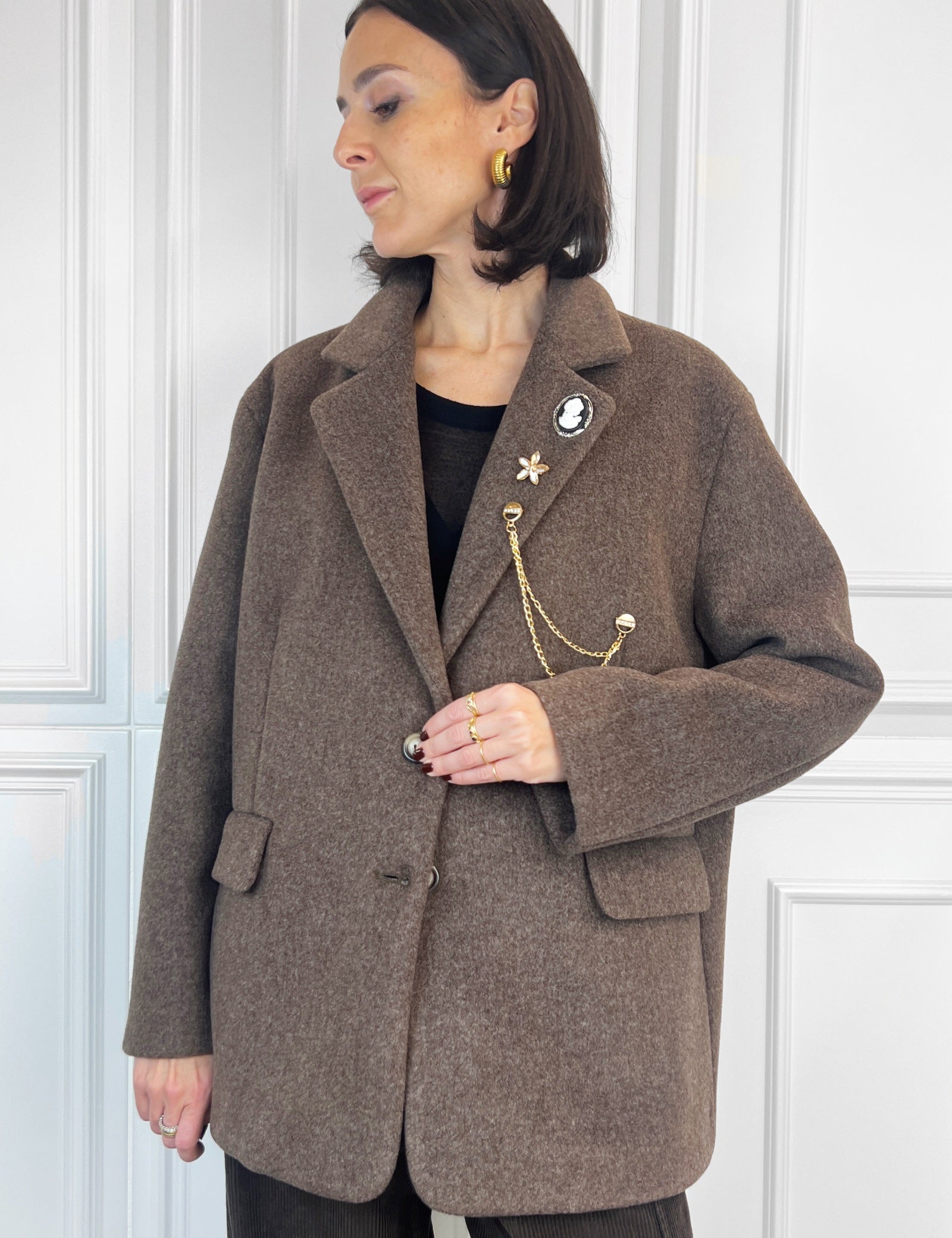 Cappottino blazer con spille