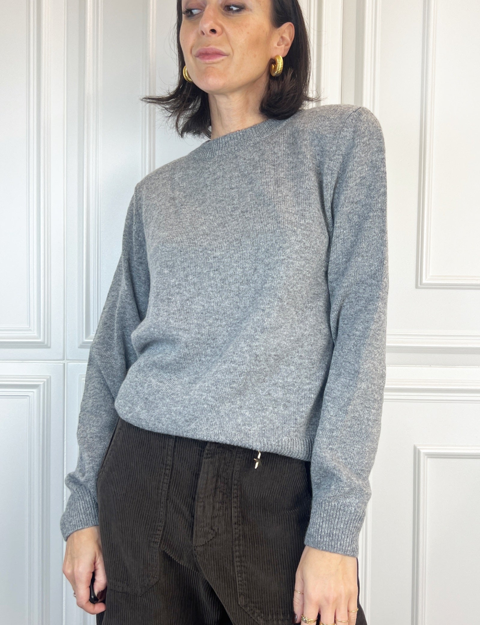 Maglia girocollo spalline