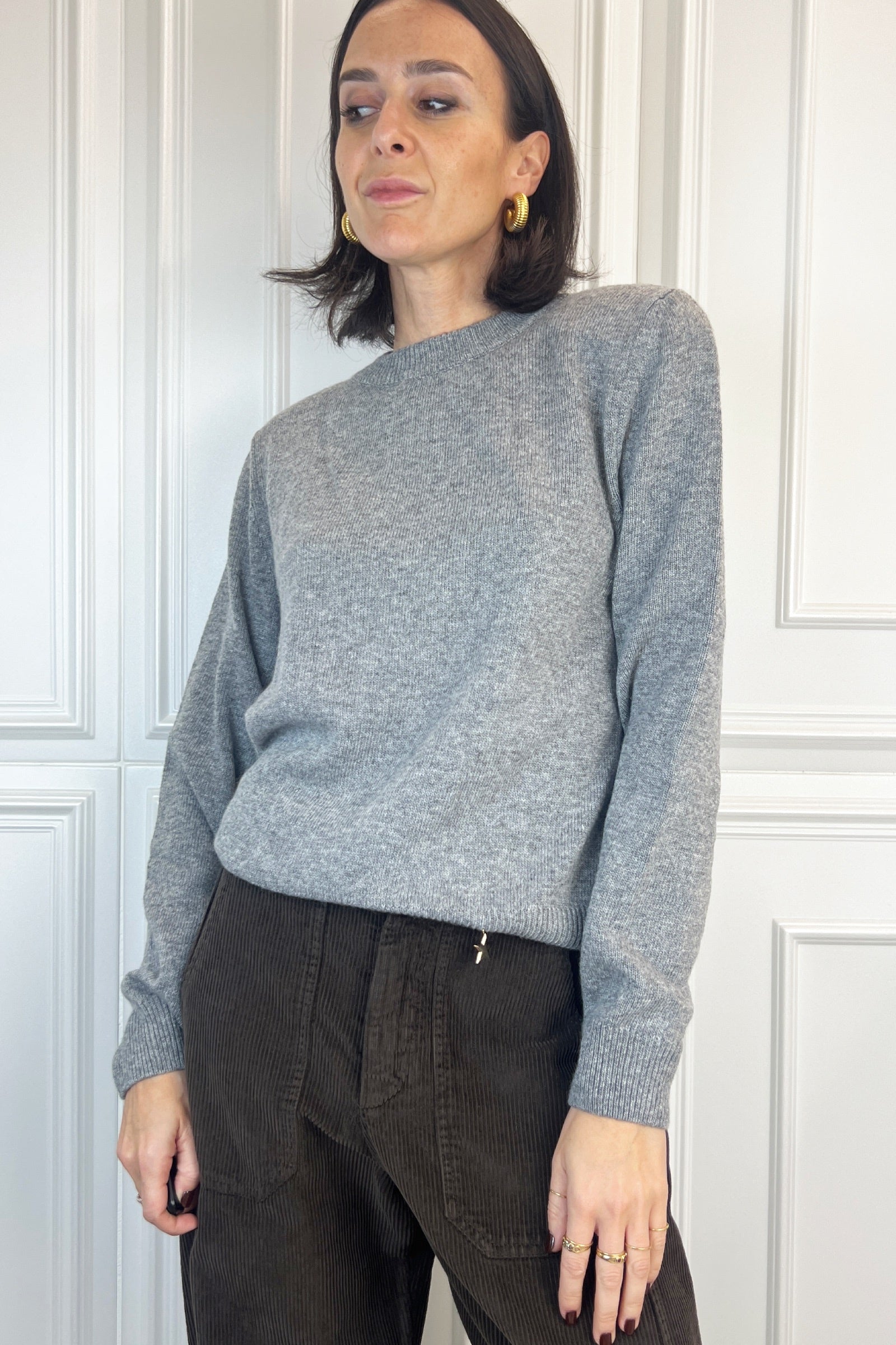 Maglia girocollo spalline