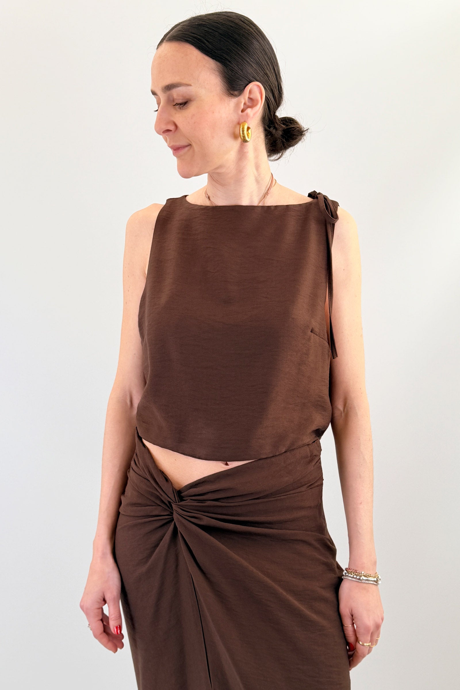 Top buco schiena