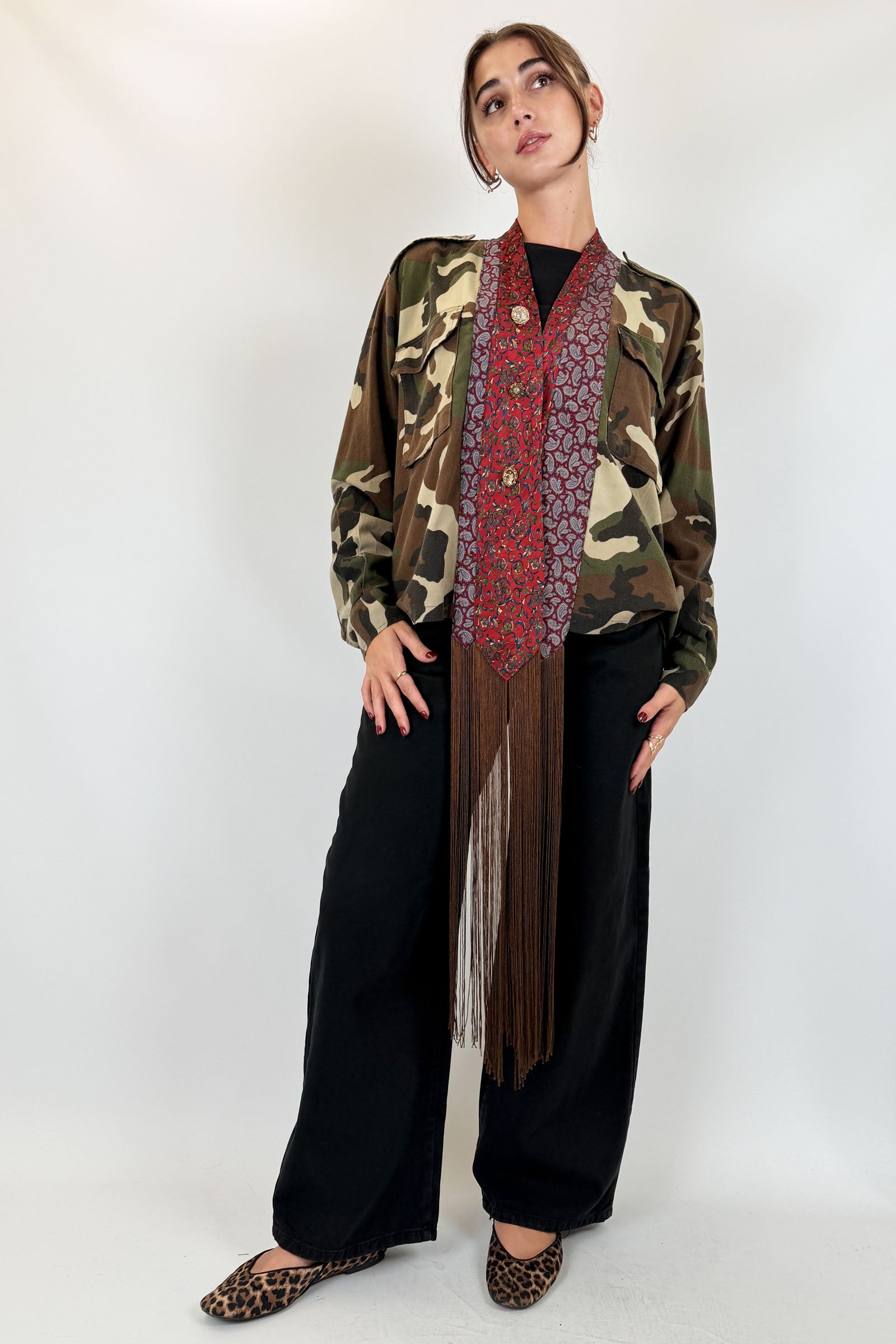 Camicia mimetica con frange