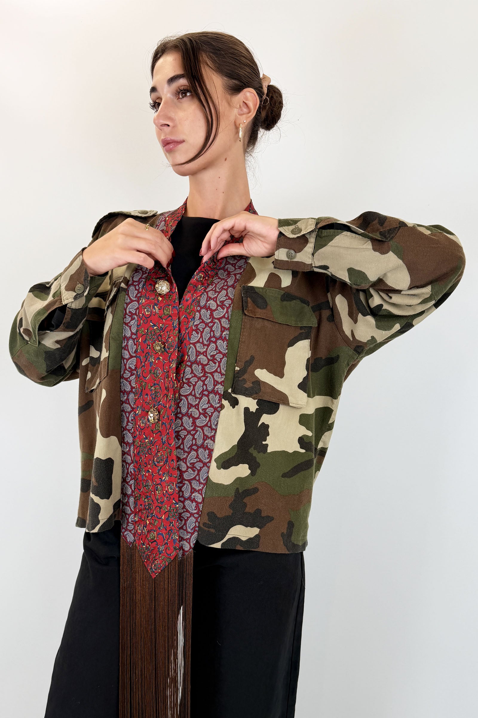 Camicia mimetica con frange