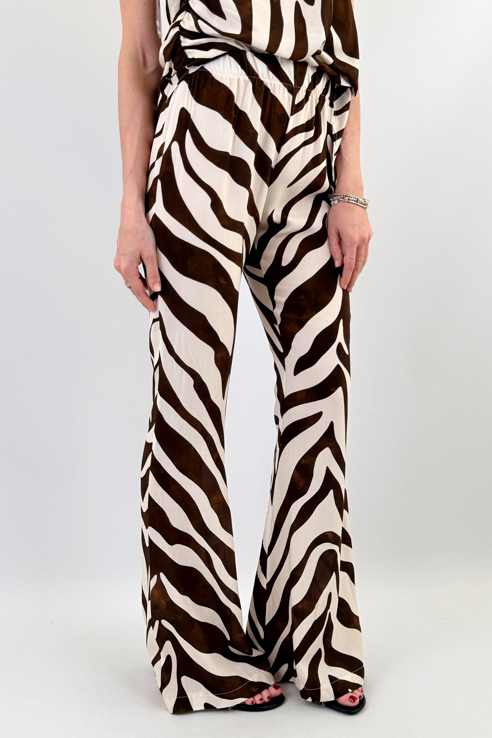 Pantalone zampa fantasia