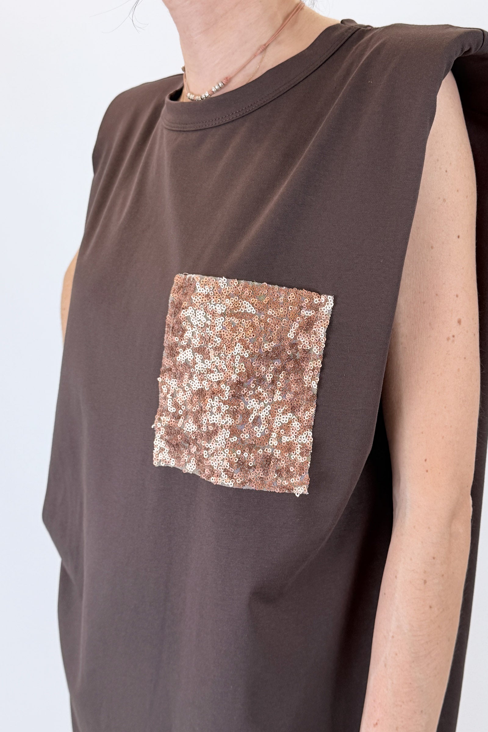 Abito con tasca paillettes