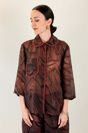 Camicia fantasia e profili