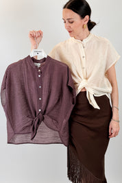 Camicia smanicata con nodo
