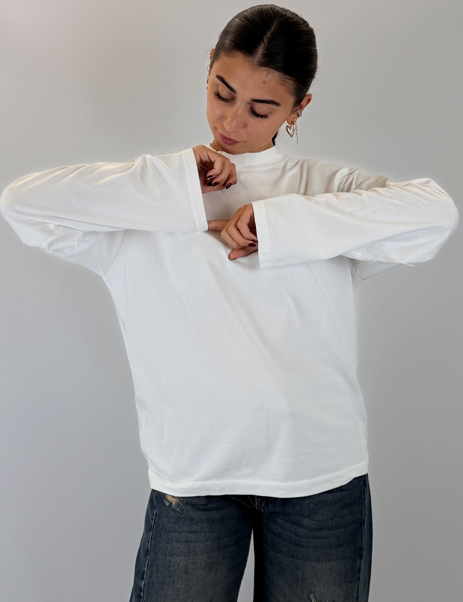 T-shirt con spalline
