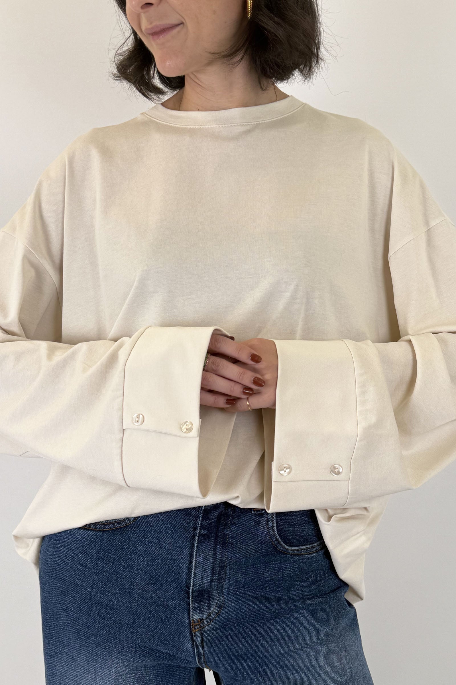 Maglia manica ampia bottoncini