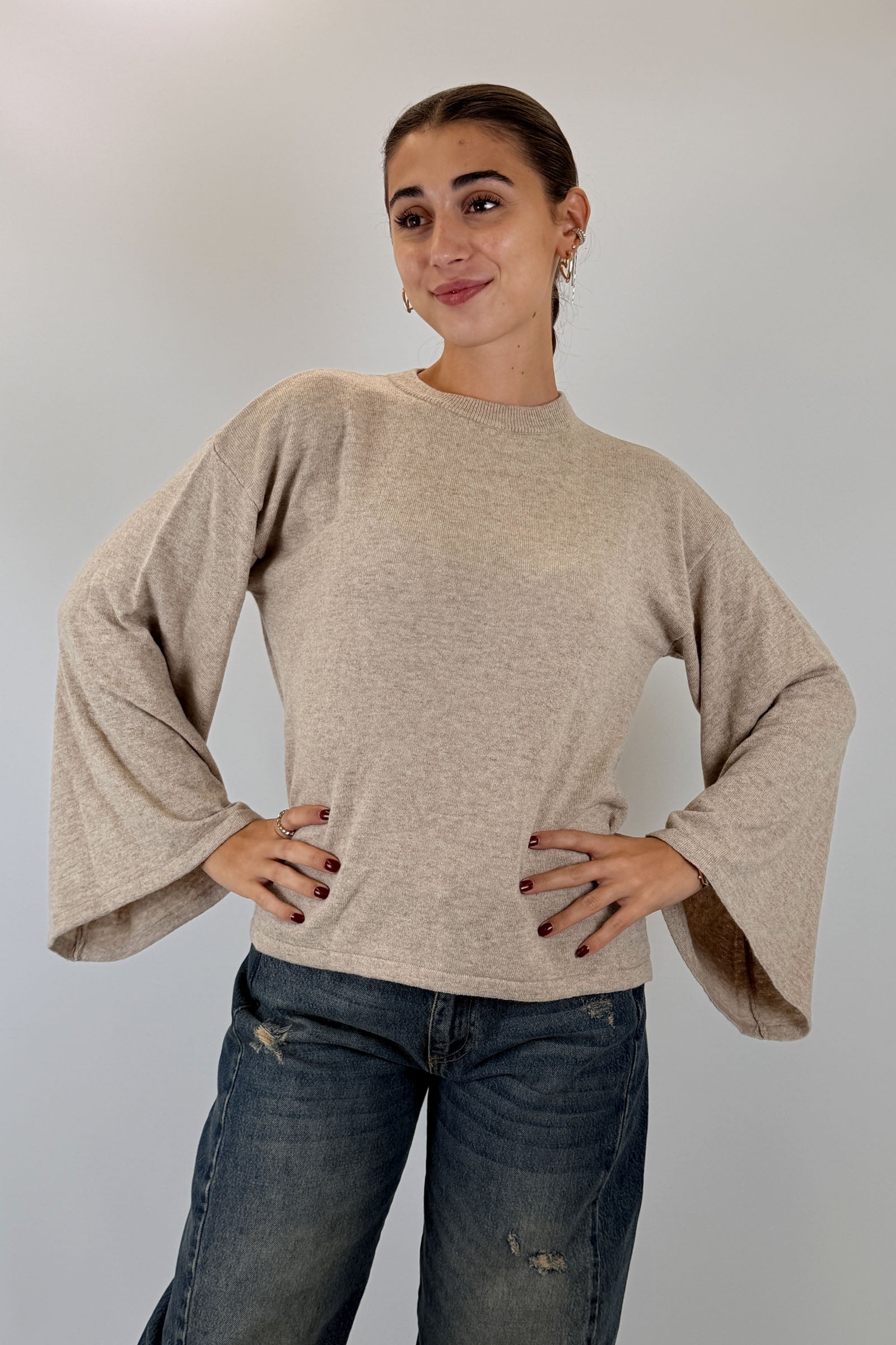 Maglia con manica a campana