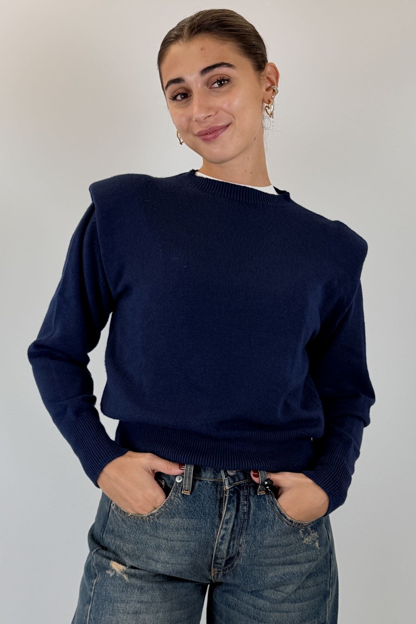 Maglia girocollo con spalline