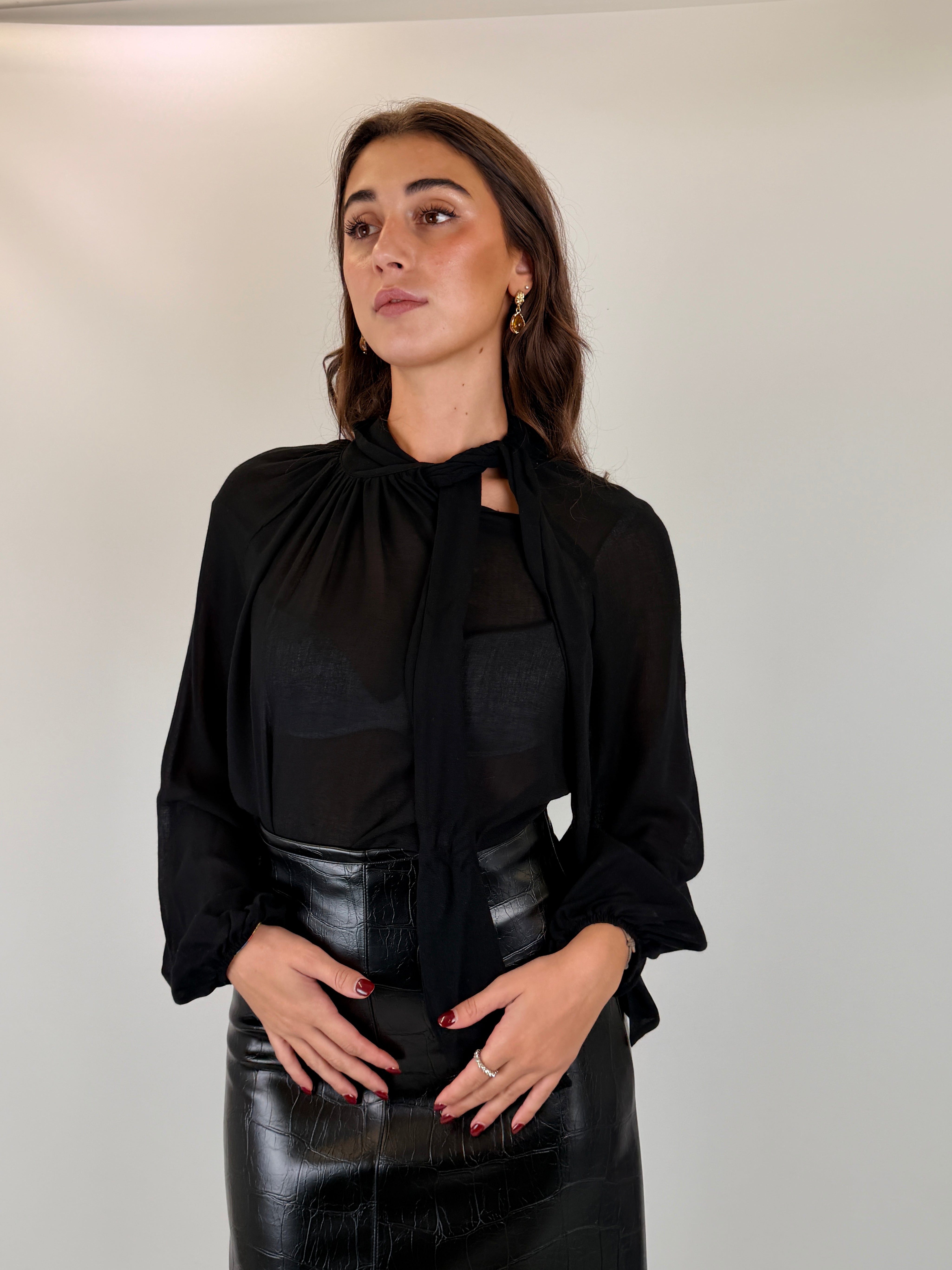 Camicia fiocco in lana garzata