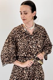 Set camicia e shorts animalier
