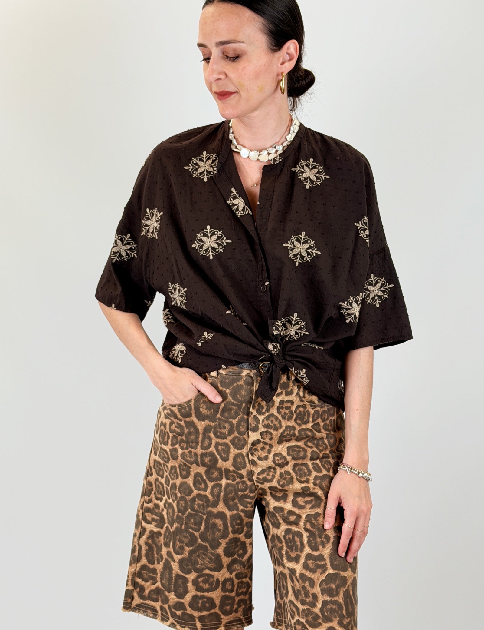 Camicia cotone ricamata
