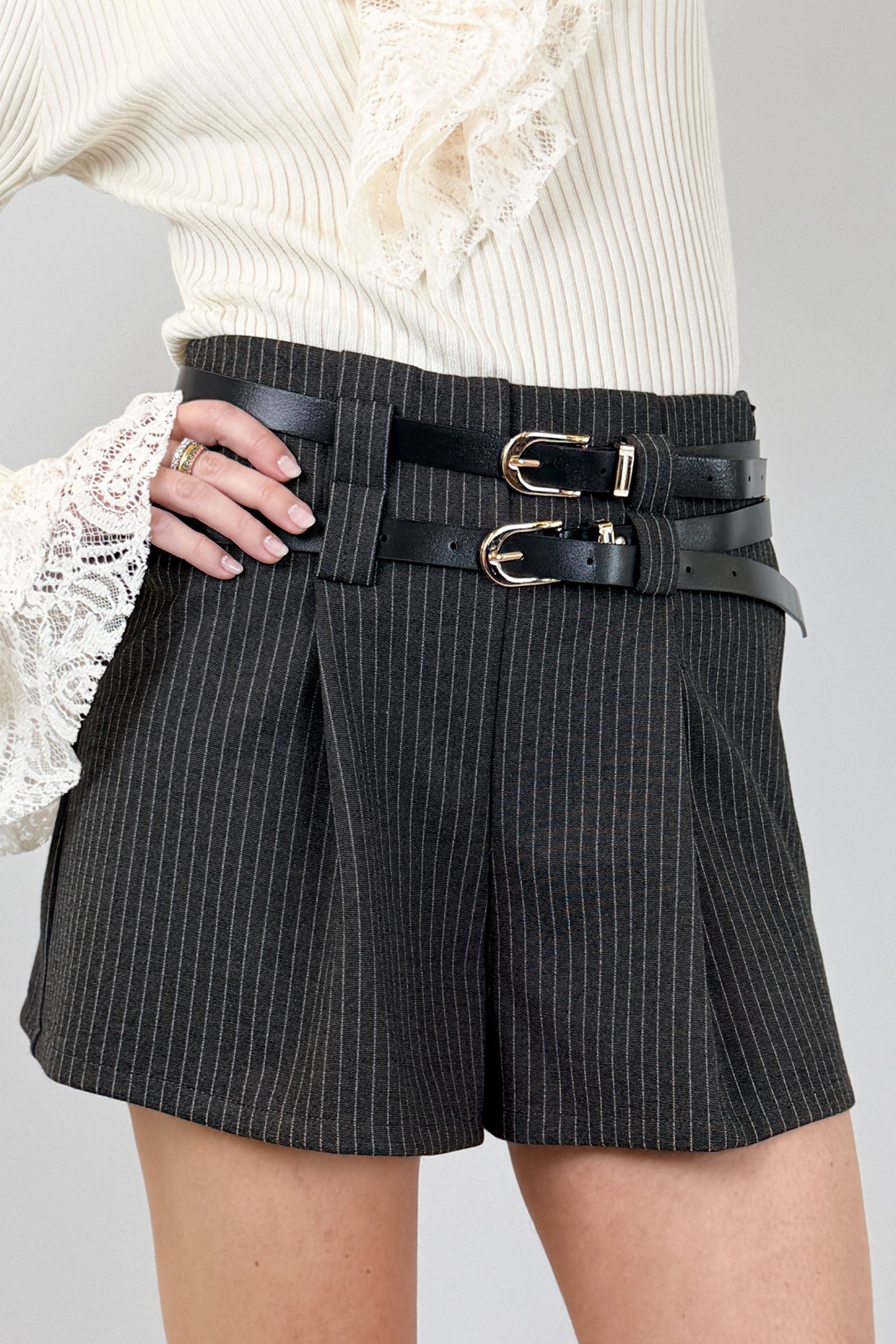 Short gessato punto Milano
