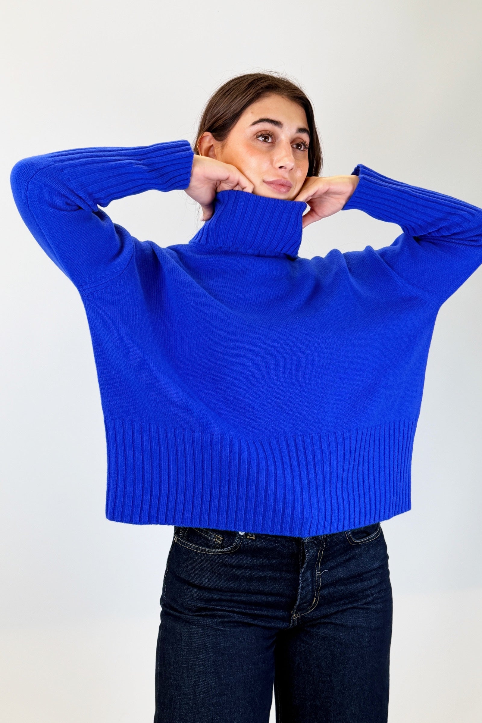 Maglia collo alto 100% lana