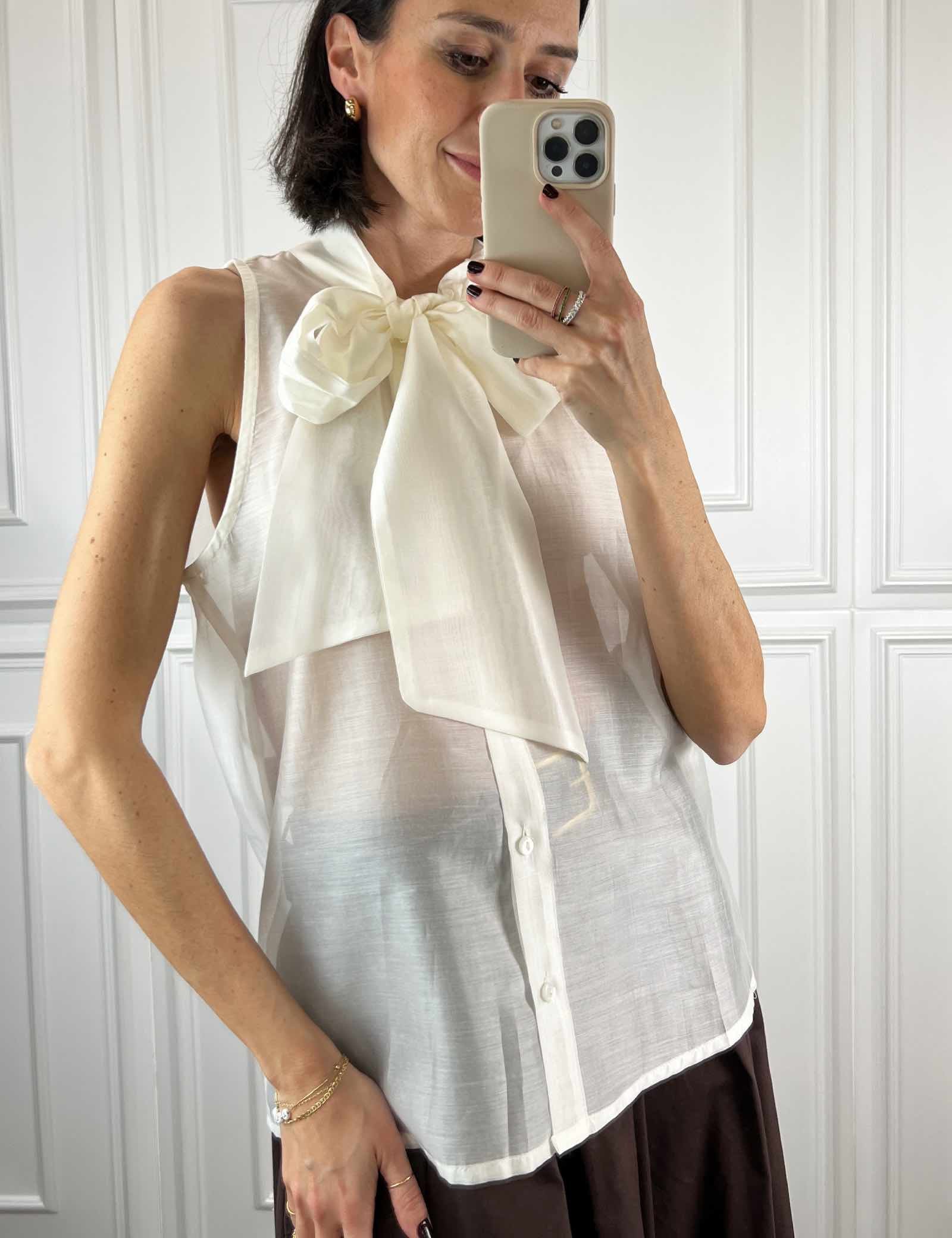 Camicia fiocco smanicata